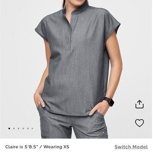 Women’s figs Rafaela top in graphite size M